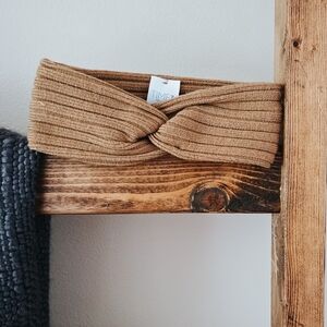 Camel Knit Twist Headband – Wide Ear Warmer, Cozy Fall & Winter Accessory
